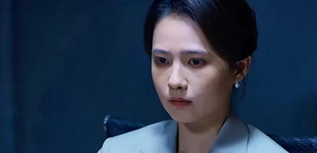 《黑夜告白》乔素清落网,当庭编造三段受害叙事:现场图 《黑夜告白》乔素清落网,当庭编造三段受害叙事:现场图